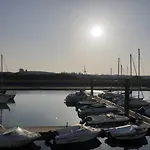 En Bord De Apartman Étaples
